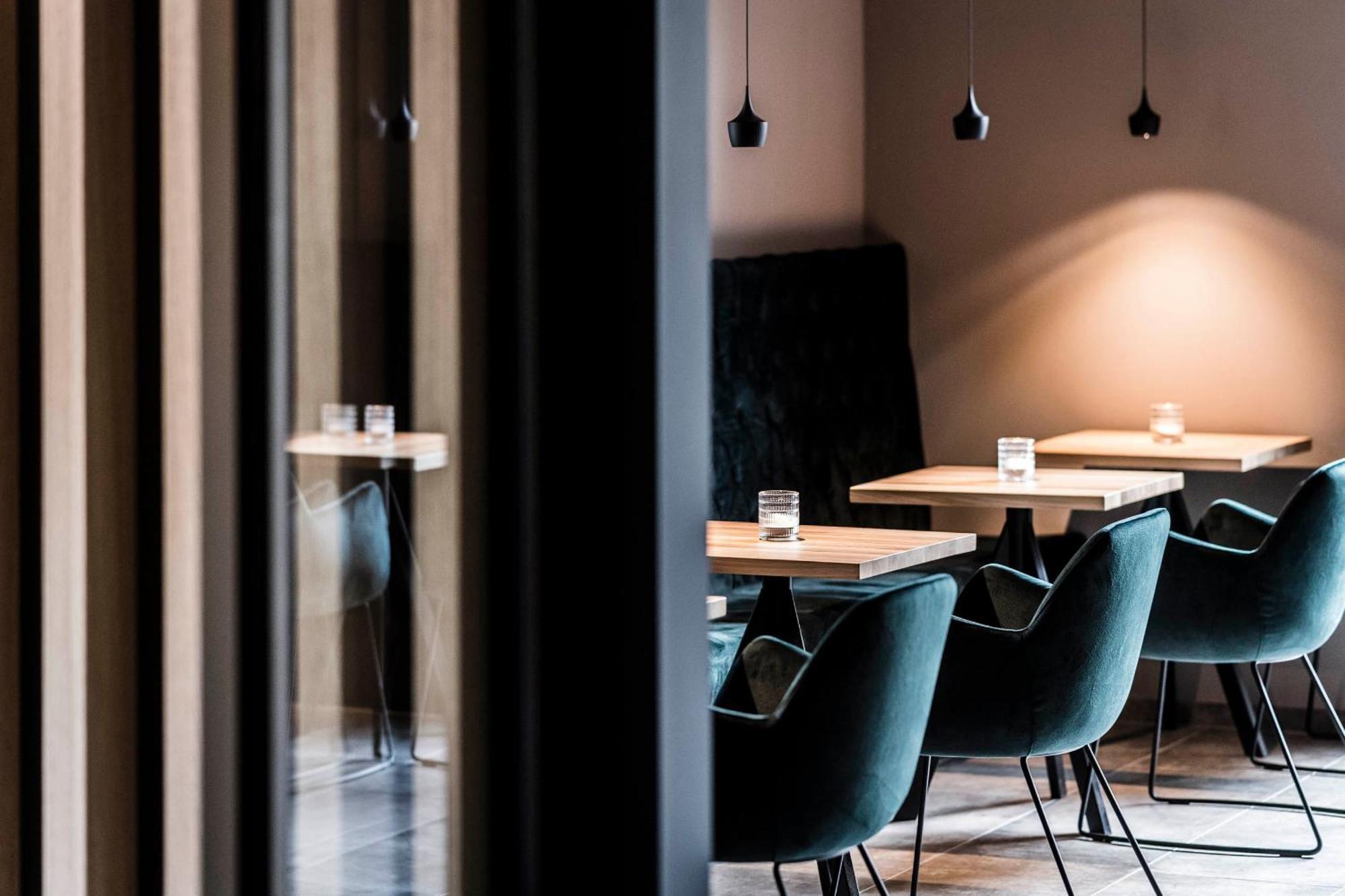 Hotel Post Alpine Cityflair Brunico Ngoại thất bức ảnh